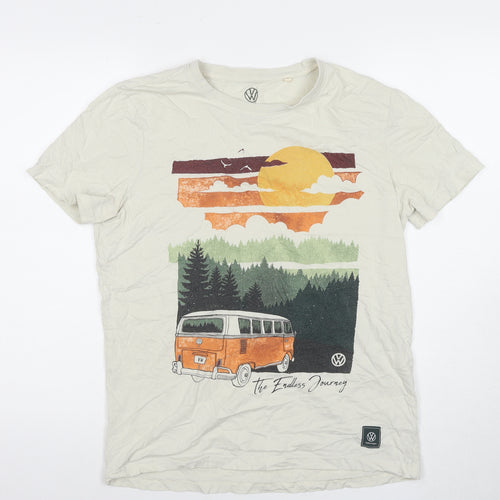 TU Men's White Volkswagen Graphic T-Shirt, Size M