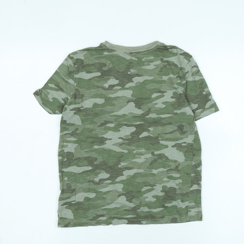 Gap Boys Green Camouflage T-Shirt Medium