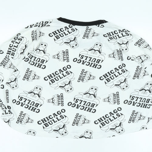 NBA Chicago Bulls Unisex White Cropped T-Shirt M