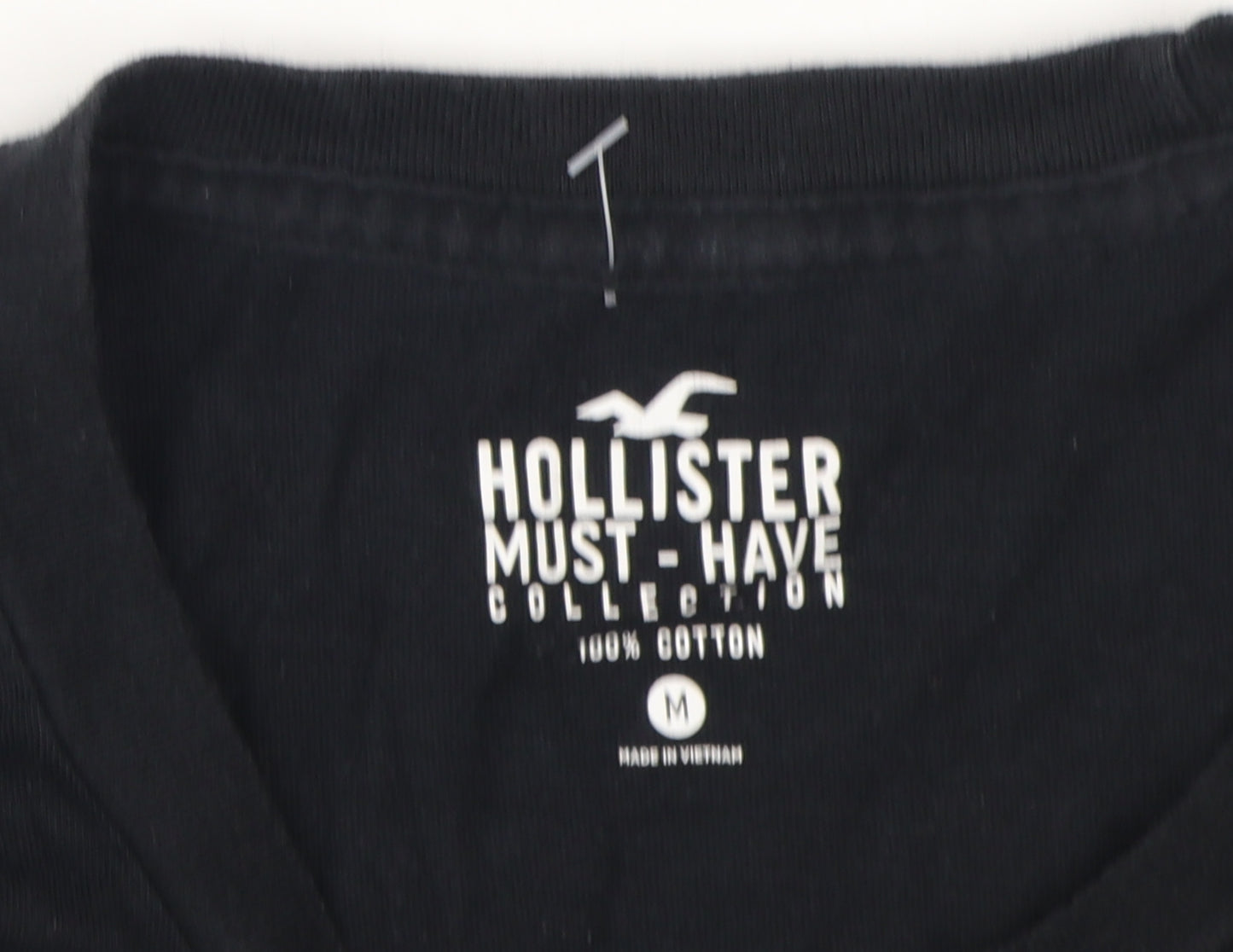 Hollister Men's Black Mid-Sleeve Crew Neck T-Shirt