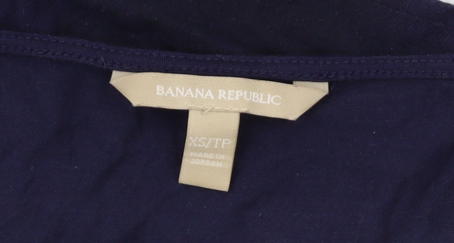 Banana Republic Women's Blue XS Basic T-Shirt