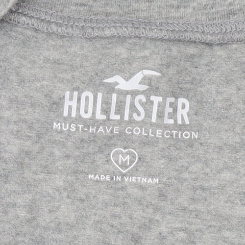 Hollister Women's Grey Basic T-Shirt M