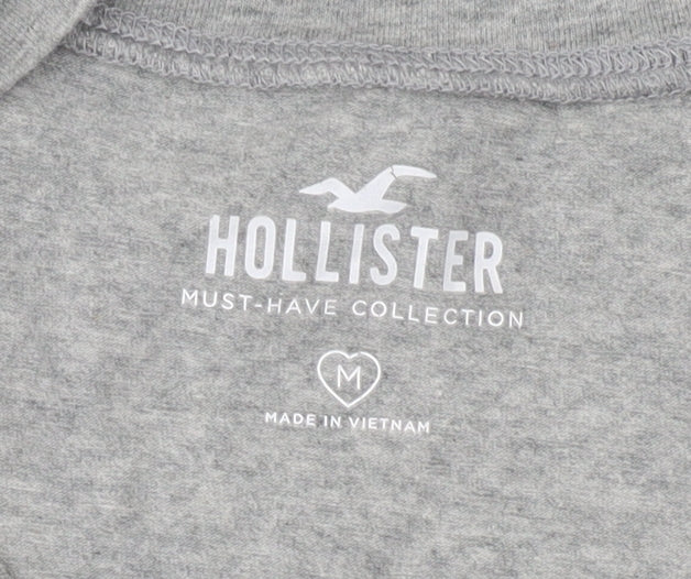 Hollister Women's Grey Basic T-Shirt M