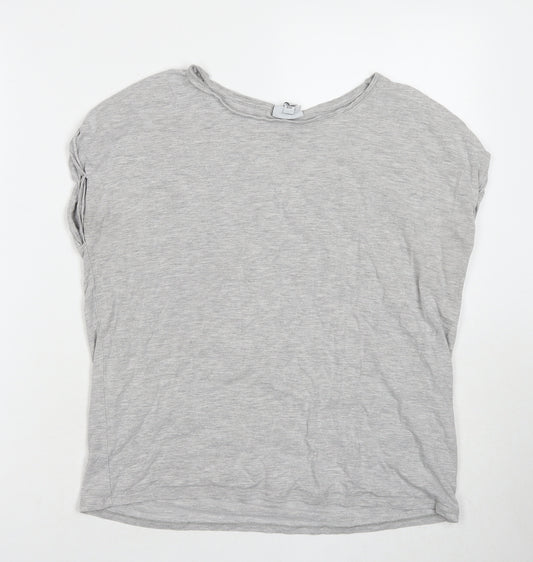 Vero Moda Women's Grey Basic T-Shirt M, Casual & Stylish