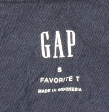 Gap Women's Blue V-Neck T-Shirt in Size S