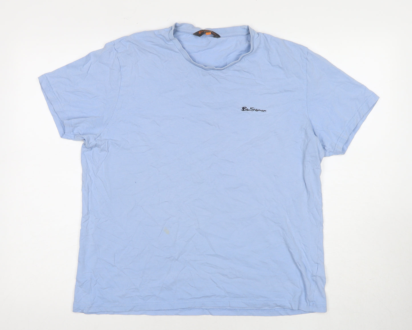 Ben Sherman Men's Light Blue T-shirt size Large.