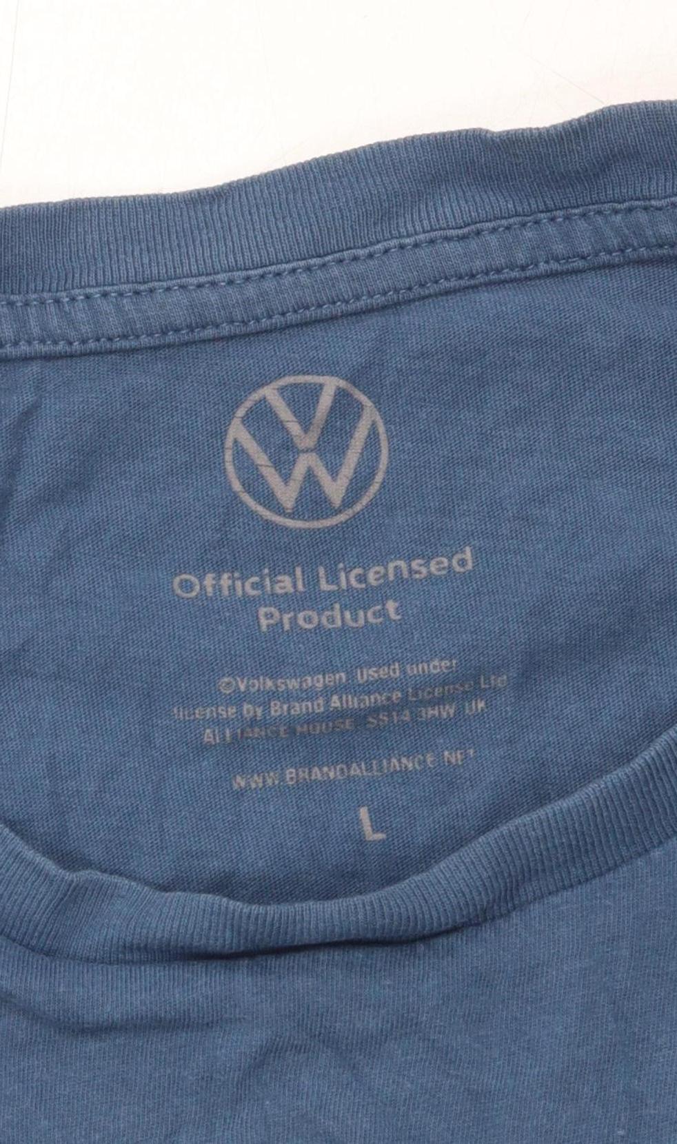 Volkswagen Men's Blue Christmas T-Shirt, Size L