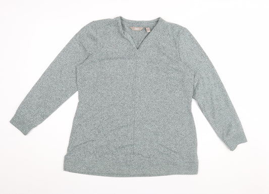 d&co Women's Grey V-Neck Knit Basic Top M