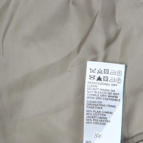 Marks and Spencer Men's Beige Check Blazer, 44L