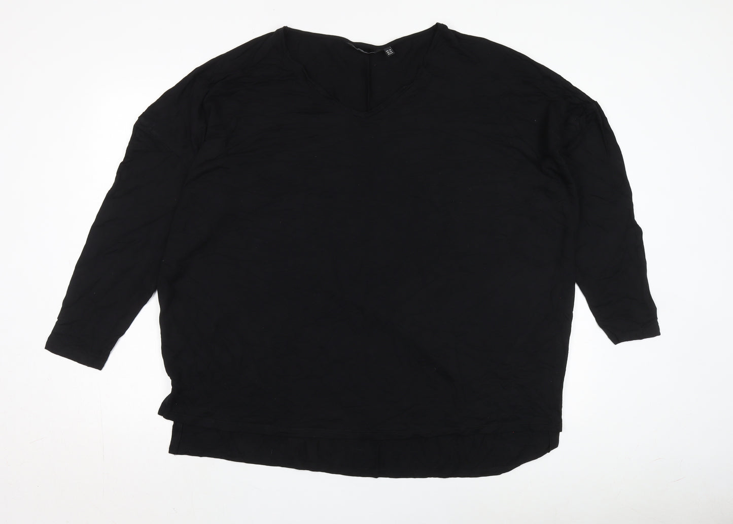 Friends Like These Black V-Neck T-Shirt, Size 18, Women’s
