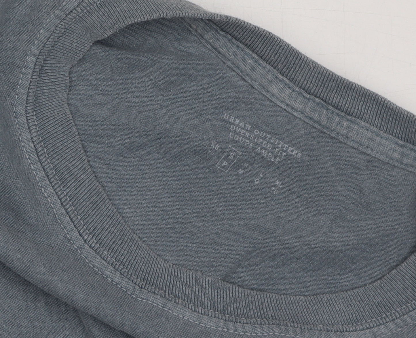 Urban Outfitters Blue Long Sleeve Crew Neck Shirt M