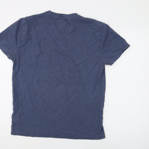 Hollister Men's Blue Relaxed Fit T-Shirt S