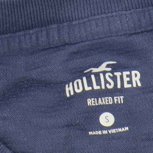 Hollister Men's Blue Relaxed Fit T-Shirt S