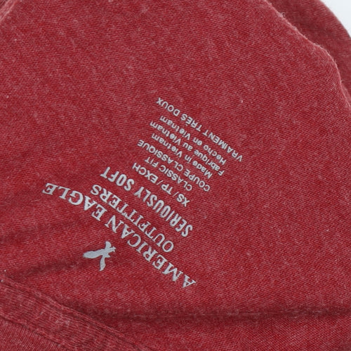 American Eagle Men's Red XS Classic Crew Neck T-Shirt