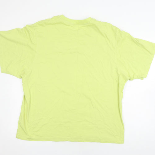 Uniqlo Green XL T-Shirt Anime Graphic Casual