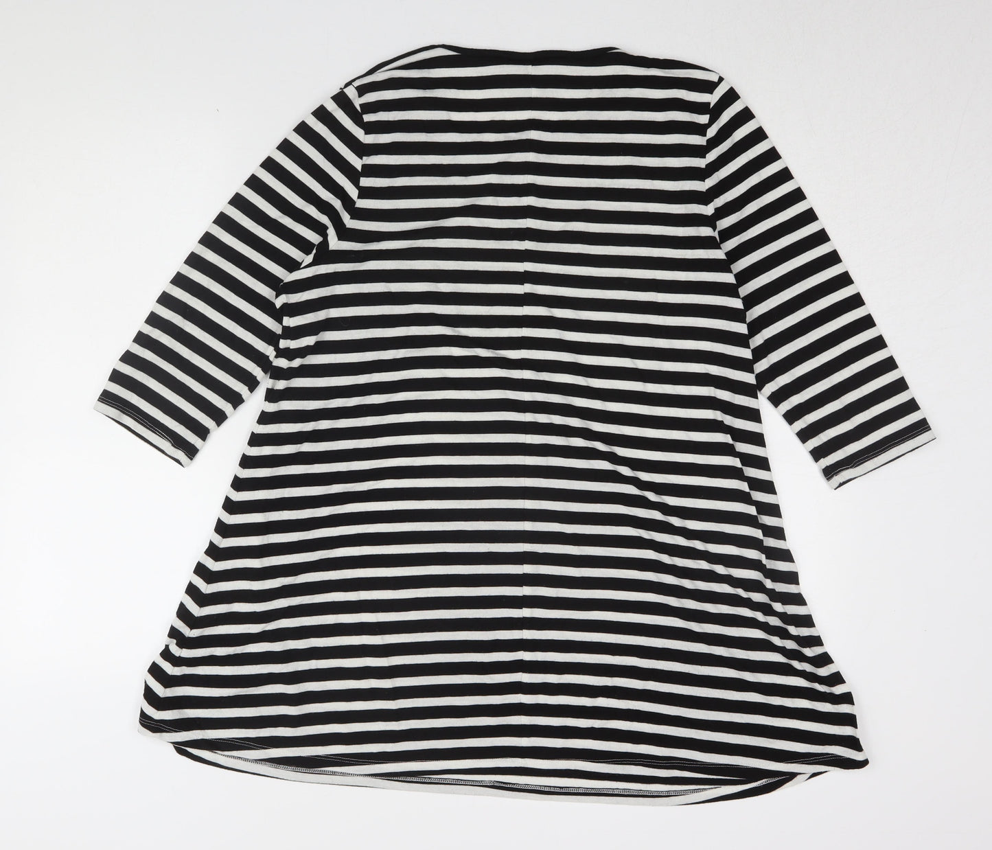 Capsule Women's Black Striped T-Shirt Size 16