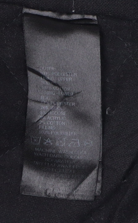 Crew Clothing Co. Men's Large Blue Quilted Jacket