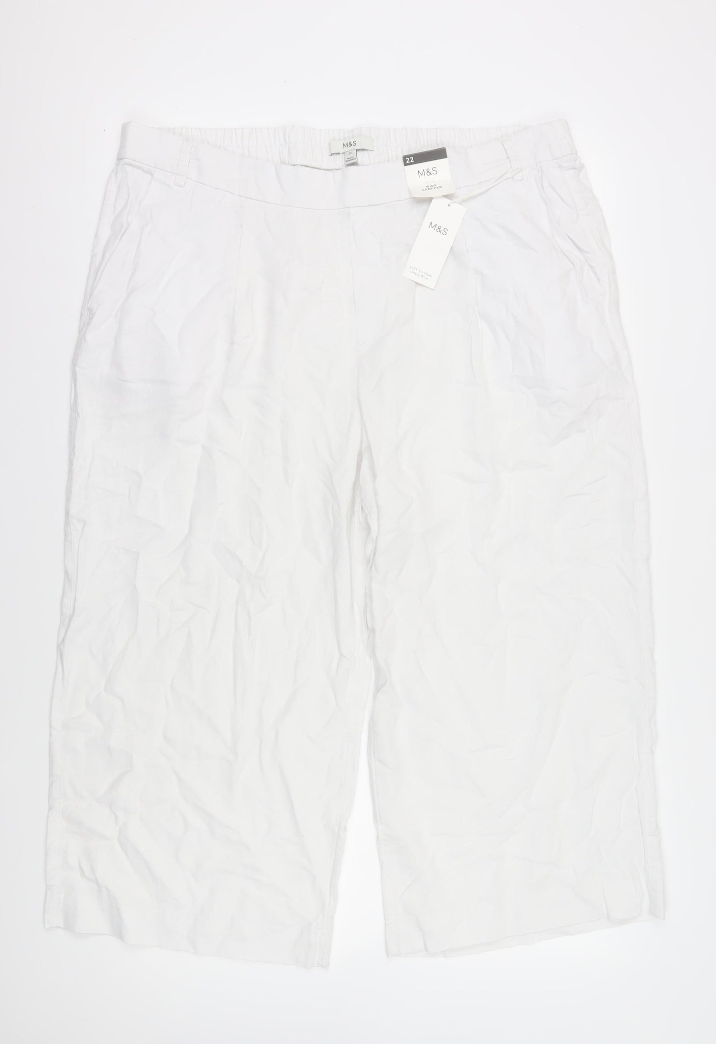 Marks and Spencer Women's White Cropped Trousers - Size 22