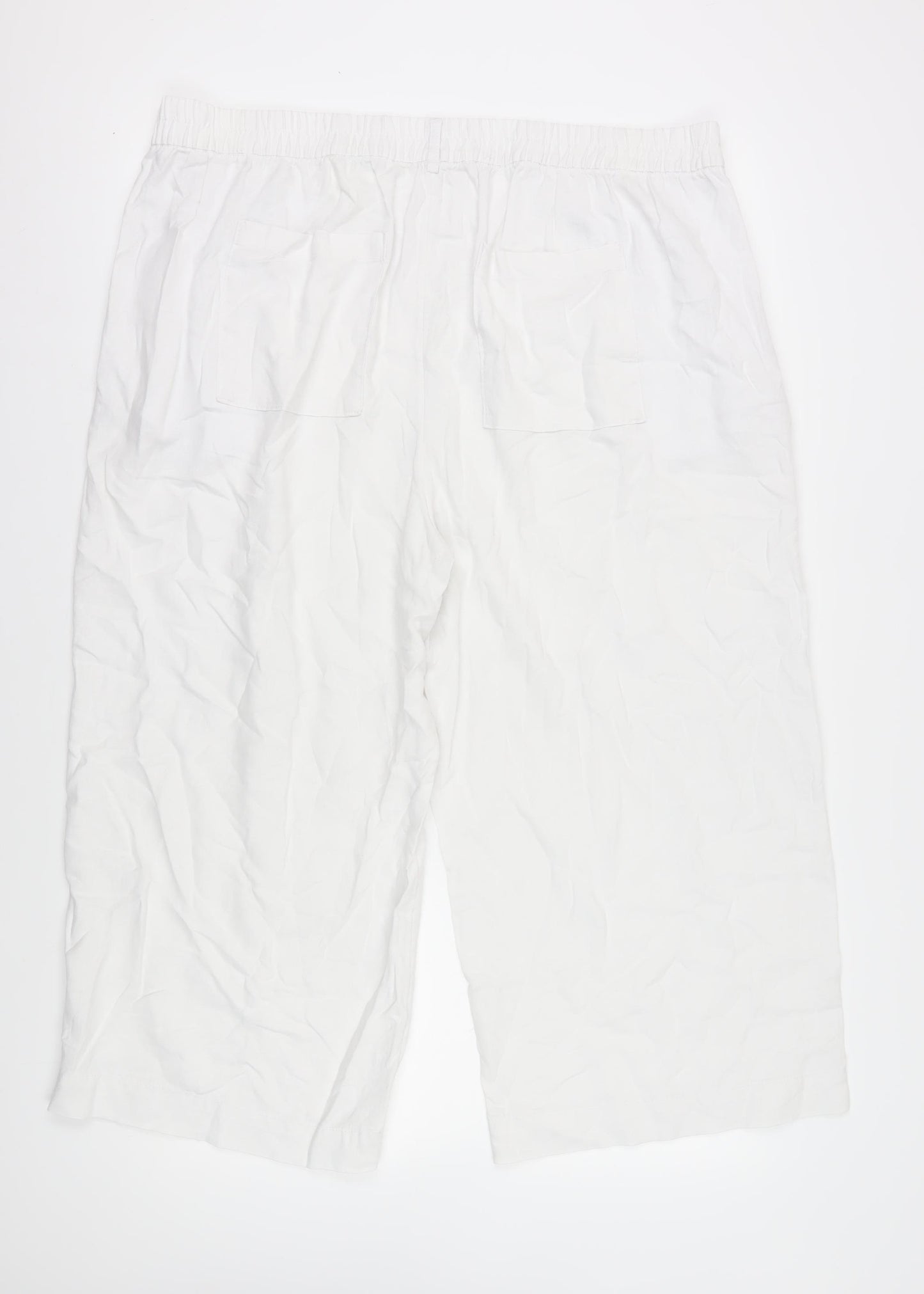 Marks and Spencer Women's White Cropped Trousers - Size 22