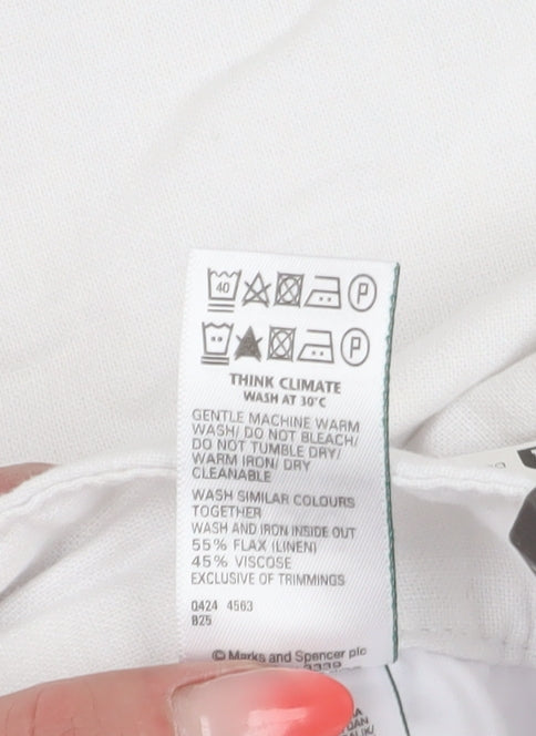 Marks and Spencer Women's White Cropped Trousers - Size 22