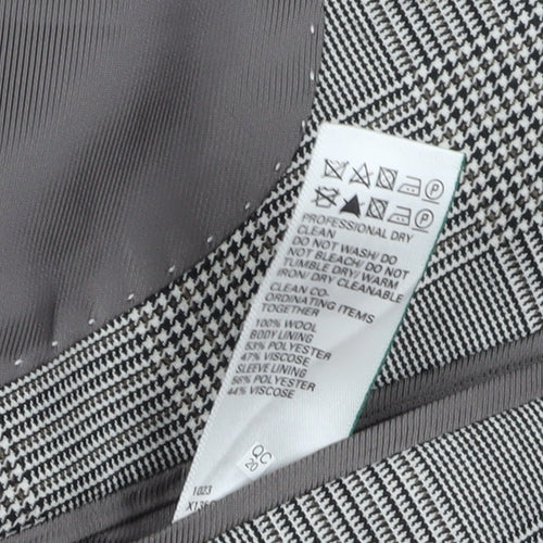Marks and Spencer Men's Grey Check Wool Blazer 46S