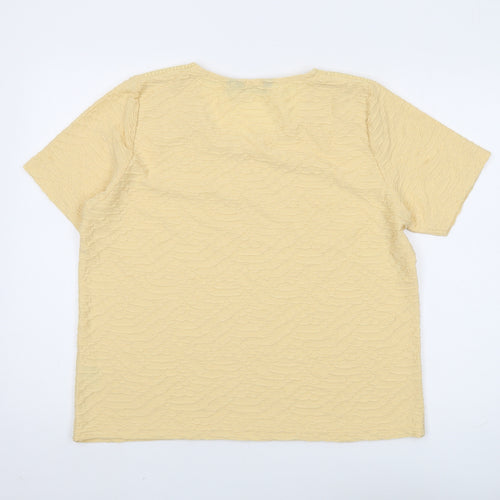 Isle Collection Women's Beige L T-Shirt