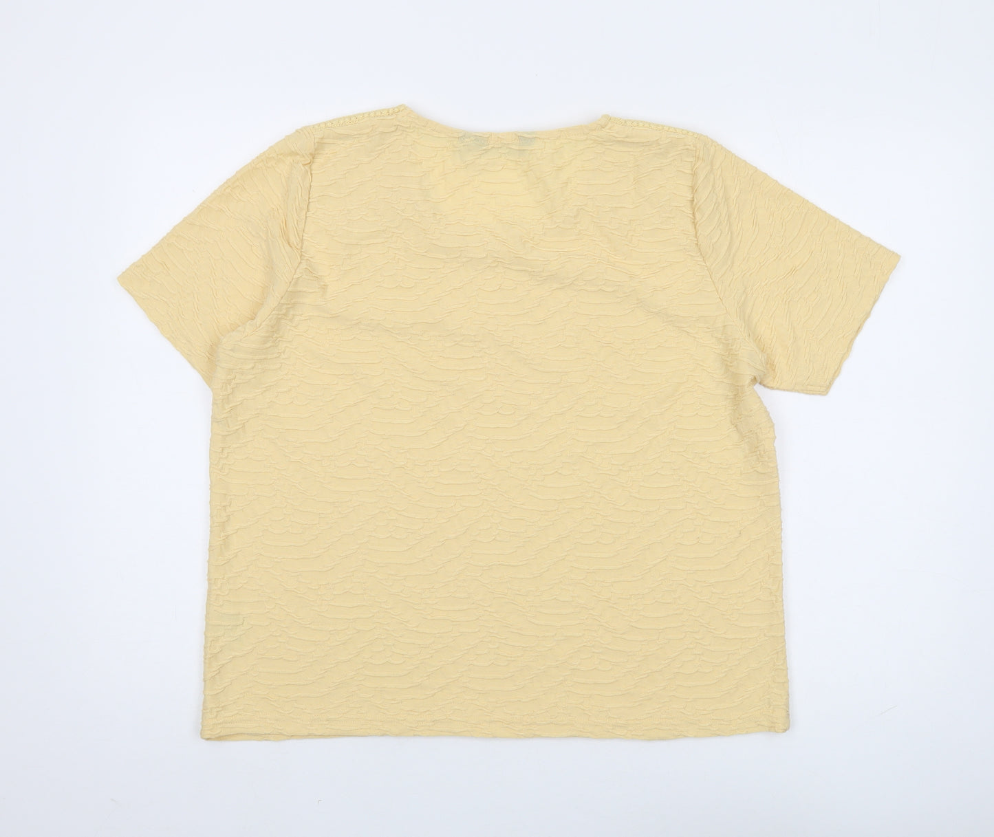 Isle Collection Women's Beige L T-Shirt