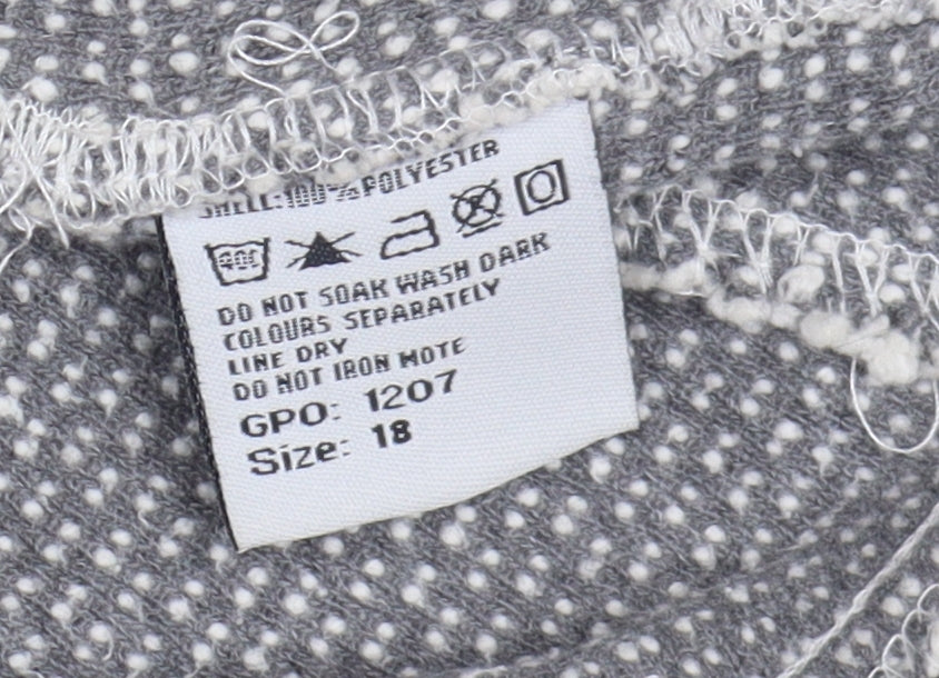 Dock of the Bay Women's Grey Pullover Jumper Size 18