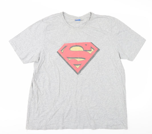 Front view of Superman Men's Grey XL Graphic Cotton T-Shirt