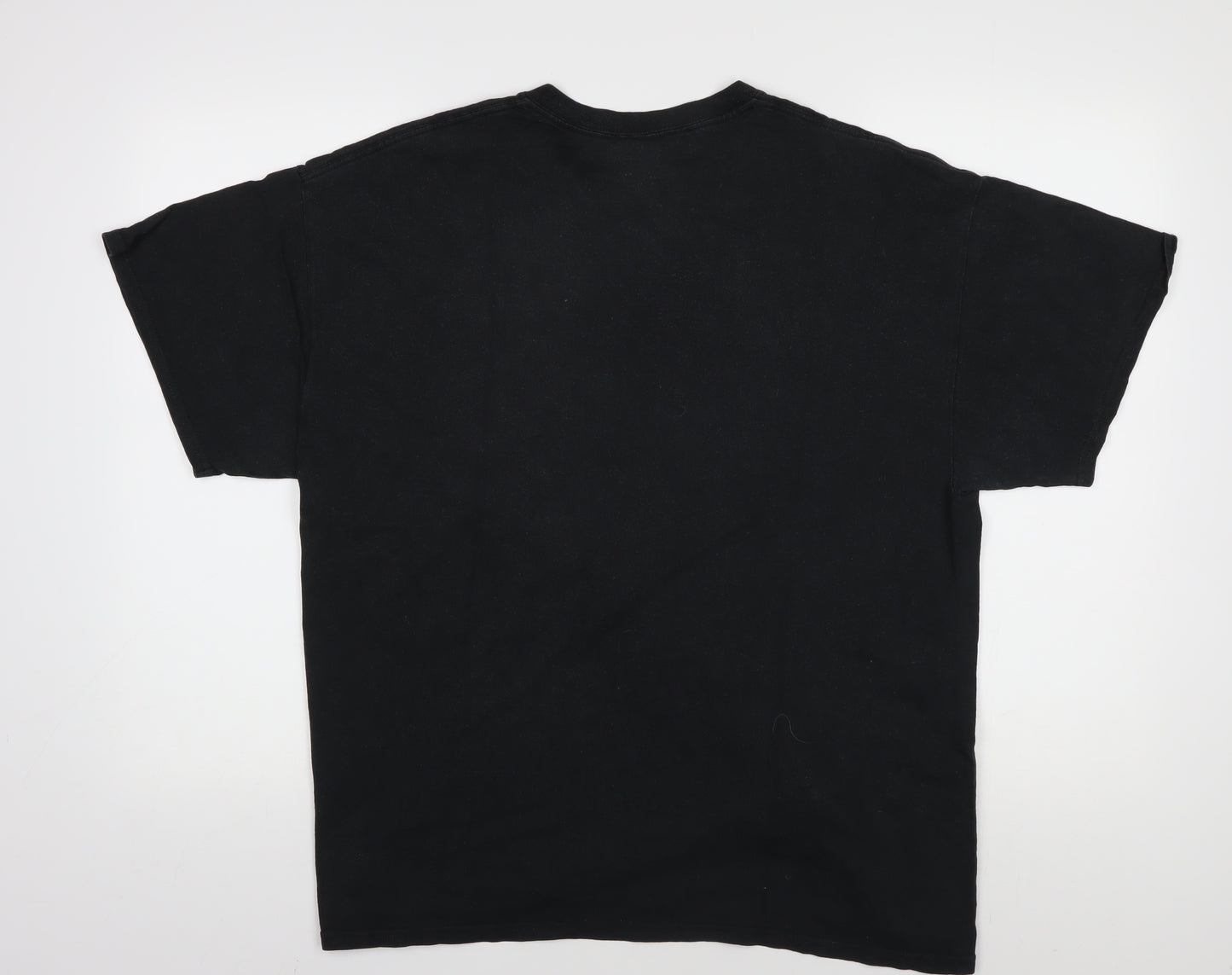 Reclaimed Vintage Men's Black Graphic T-Shirt L