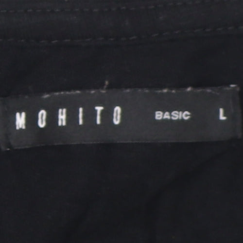 Mohito Women's Black Basic V-Neck T-Shirt Size L