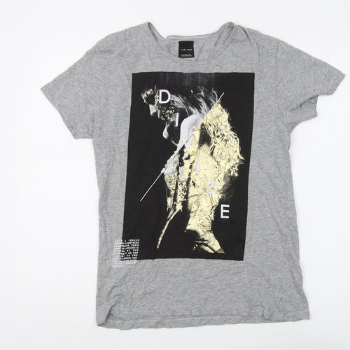 Zara Man Grey Graphic Print M T-Shirt - Men's Fashion