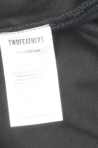TWOFEATHERS Men's Black XL Short Sleeve T-Shirt