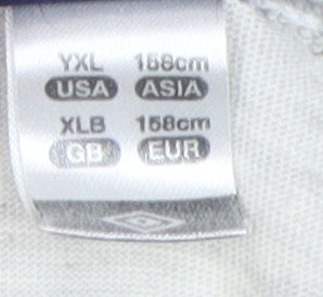 Umbro Boys Grey V-Neck T-Shirt Size 12 - Casual Basic Style