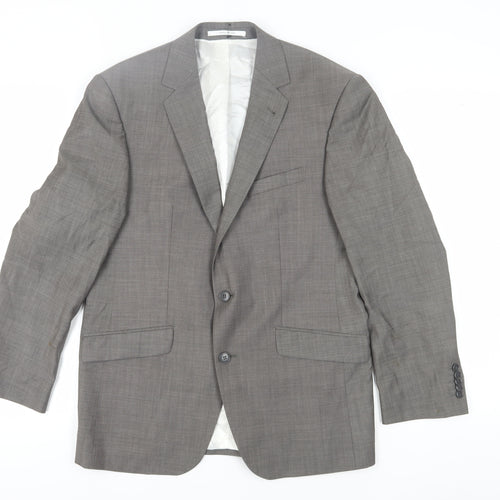 Baumler Men's Grey suit jacket, size 40.