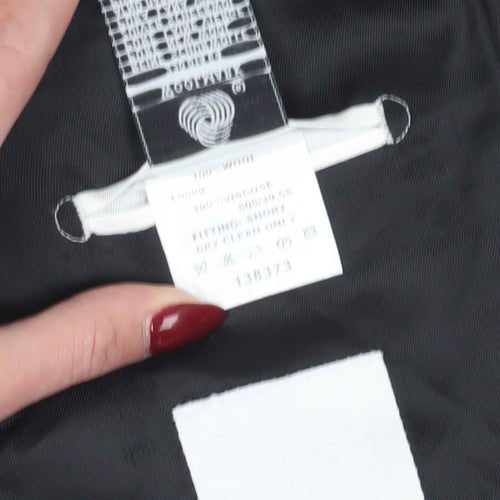 Baumler Men's Grey suit jacket, size 40.