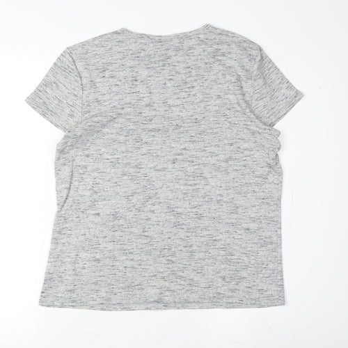 Gap Women's Grey Basic Crew Neck T-Shirt Size S