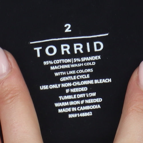 Torrid Women's Black Size 2 Shorts for Casual Wear
