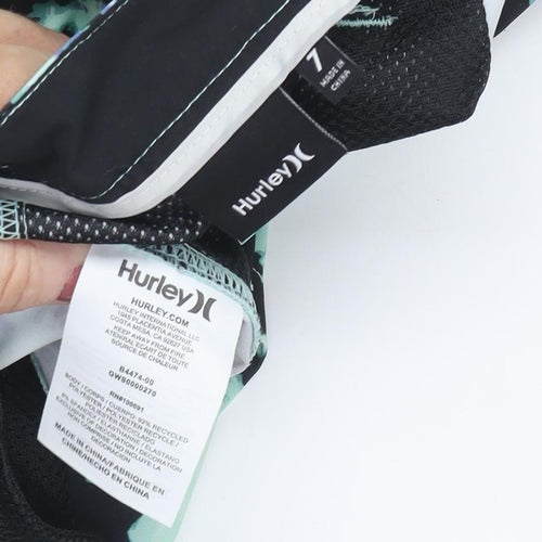 Hurley Women's Green Bermuda Shorts Size 7