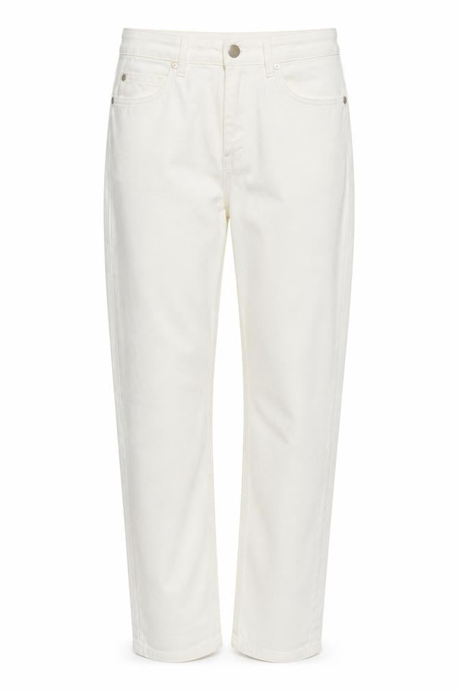 Front view of RJR.John Rocha Women's White Straight Jeans, size 12