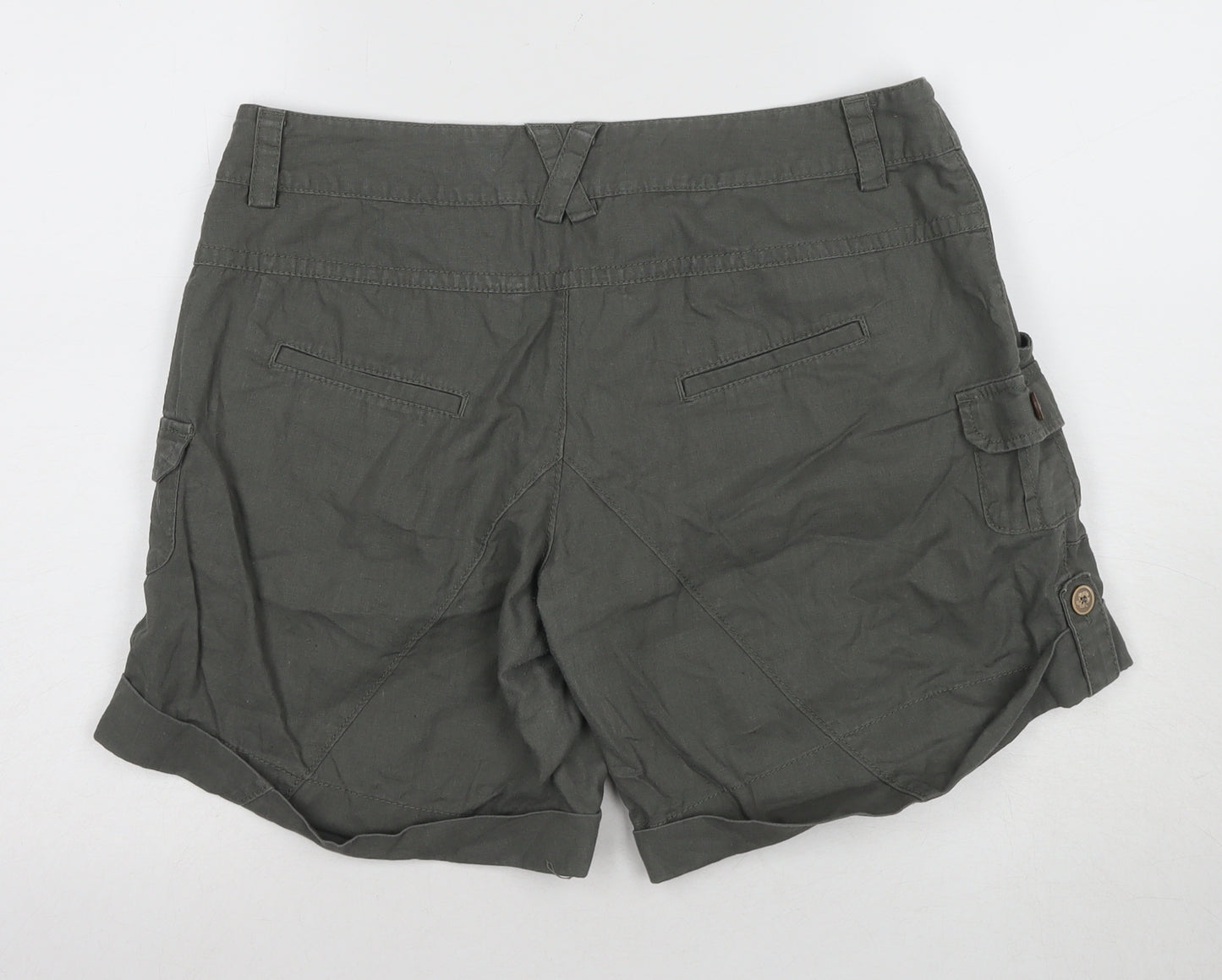 Mantaray Women's Green Cargo Shorts Size 14