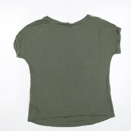 Oasis Women's Green Animal Print T-Shirt Medium