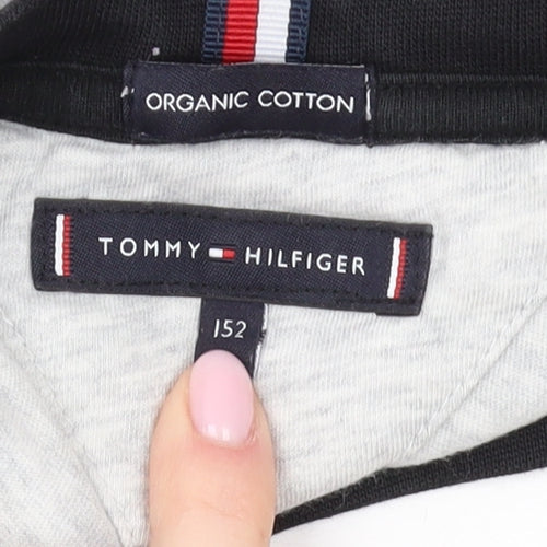 Tommy Hilfiger Boys T-Shirt Black & White Colourblock Size 12