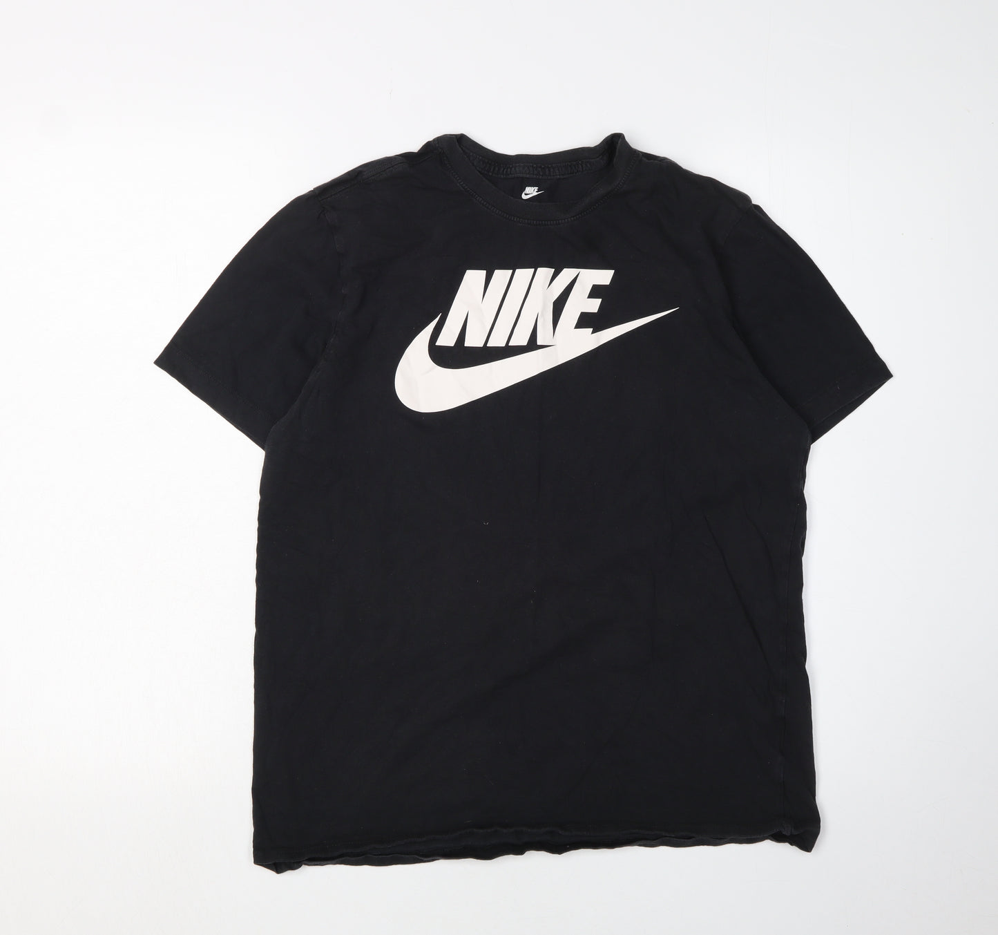 Nike Men's Black Medium Sports Logo T-Shirt