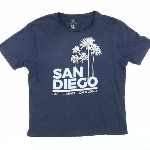 Smith & Jones Men's Blue XL Beach Graphic T-Shirt