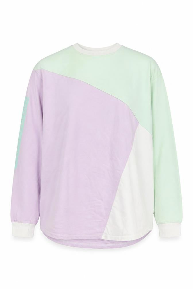 Front view of PRETTYLITTLETHING Women's Colourblock Sweatshirt, size 10