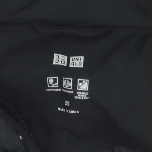 Uniqlo Women's Black XS Puffer Jacket Hooded Winter Coat
