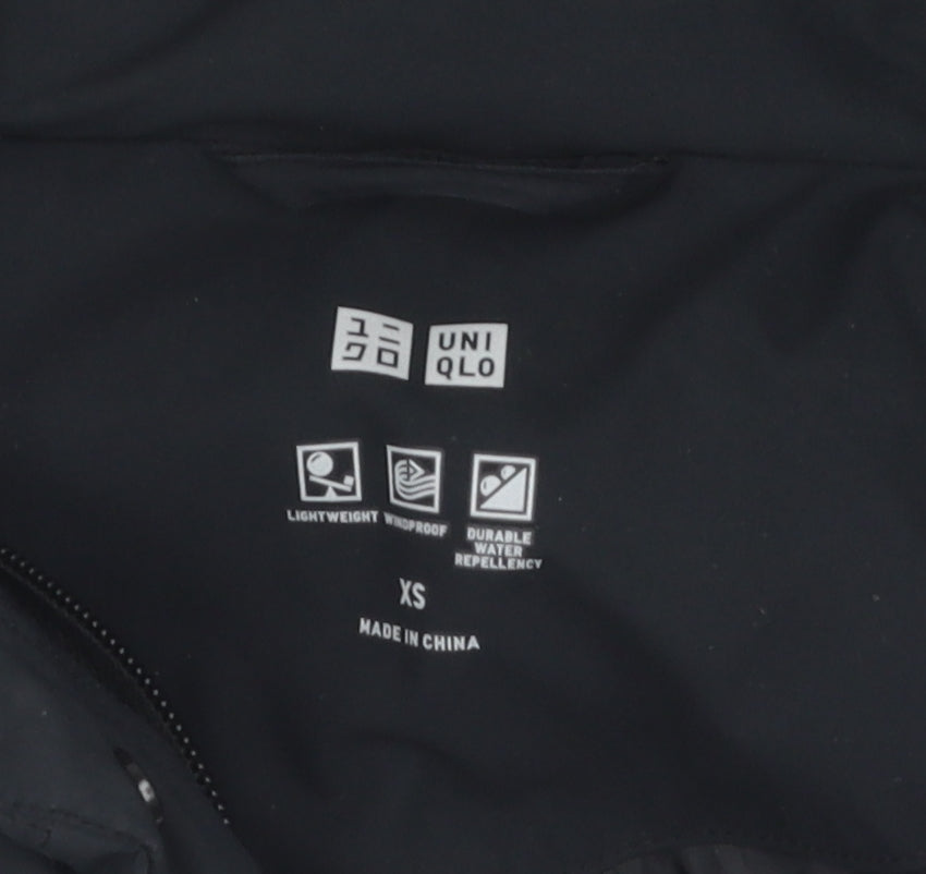 Uniqlo Women's Black XS Puffer Jacket Hooded Winter Coat