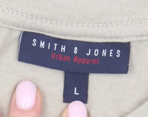 Smith & Jones Men's Beige T-Shirt Size L