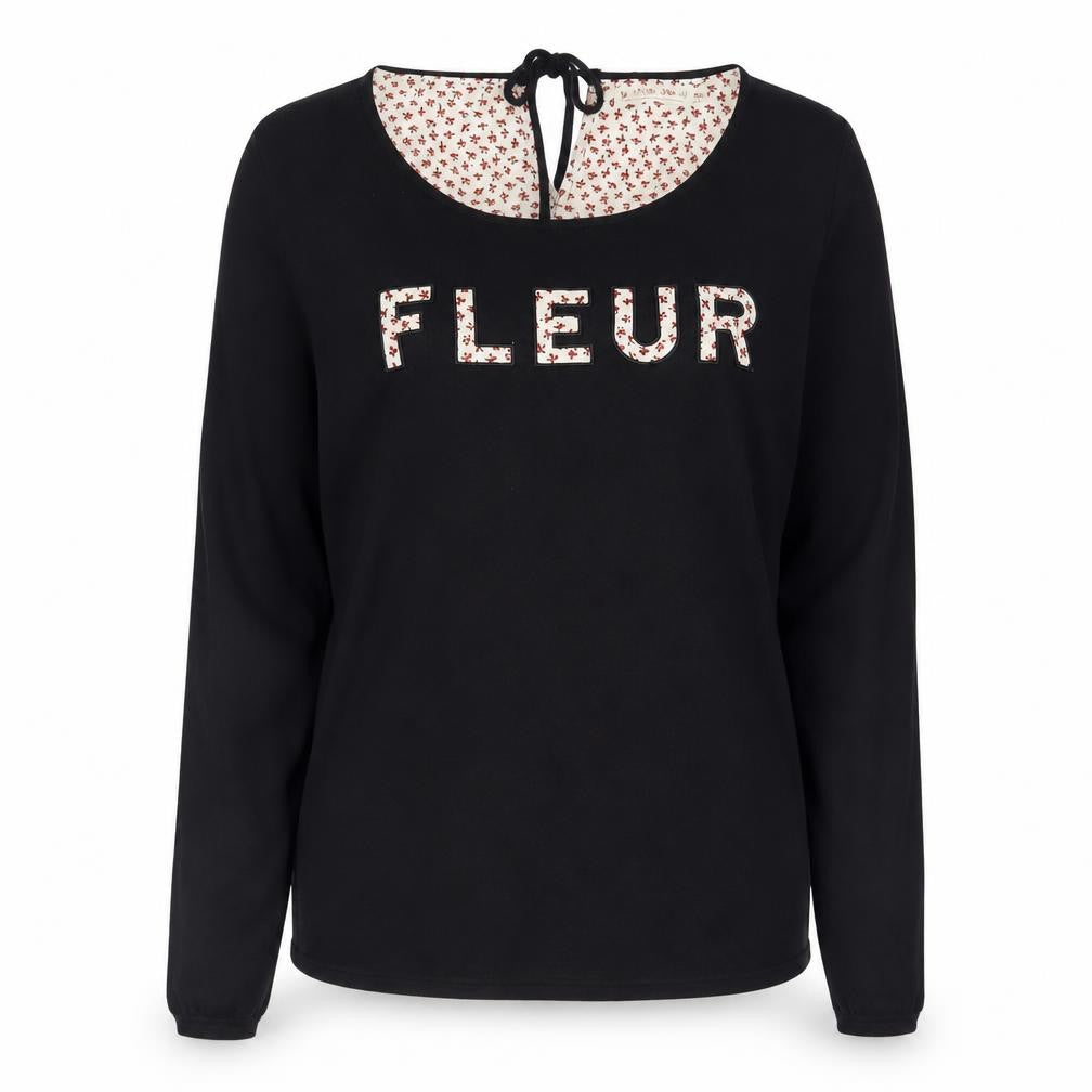 Front view of La p'tite étoile Women's Black jumper S